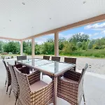 4 Bedroom Amazing Home In Bezinghem