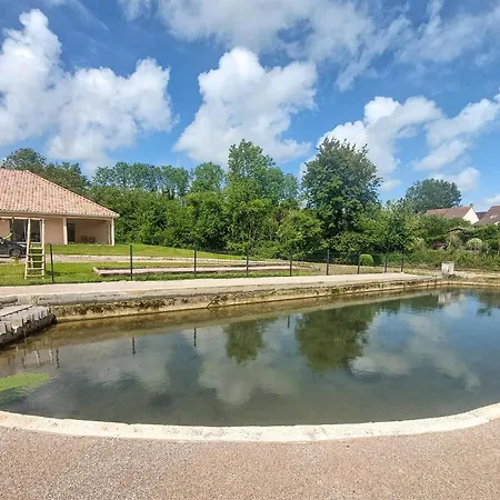 4 Bedroom Gorgeous In * Bezinghem