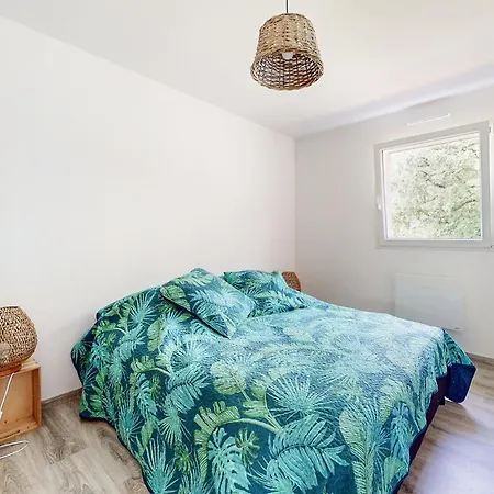 بيت للعطل 4 Bedroom Gorgeous In Bezinghem