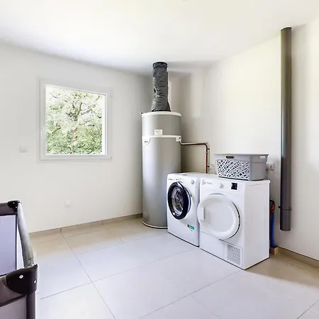 Casa de Férias 4 Bedroom Gorgeous In Bezinghem *