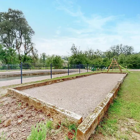 Casa de Férias 4 Bedroom Gorgeous In Bezinghem Bezinghem