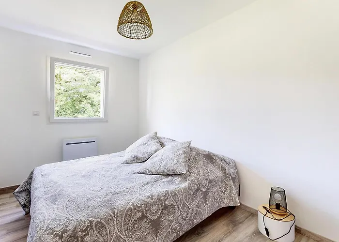 Ferienhaus 4 Bedroom Gorgeous In