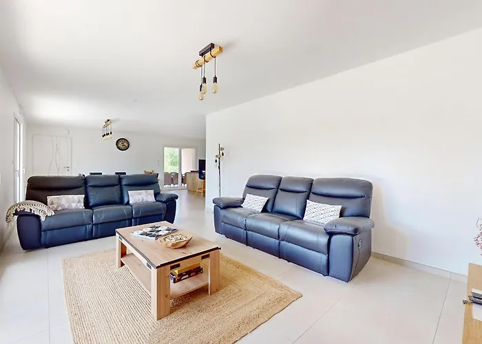 Ferienhaus 4 Bedroom Gorgeous In *