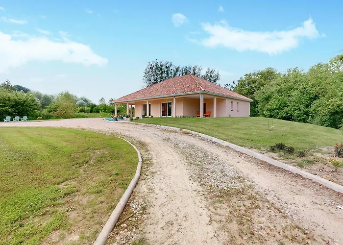 4 Bedroom Gorgeous In